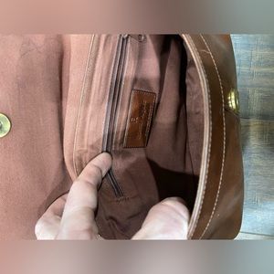 Small Etienne Aigner purse. Great condition.